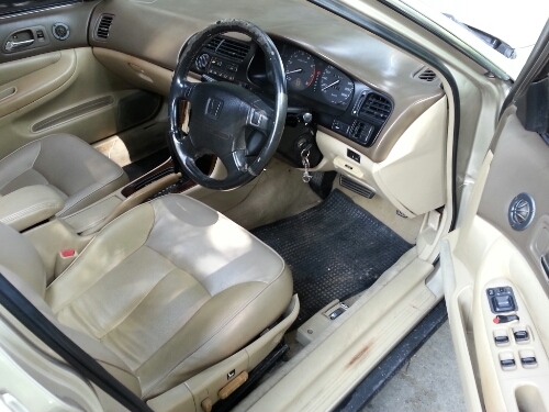 แอ็คคอร์ด ปี94 ตัวนอก ซันลูฟ เบาะไฟฟ้า ออโต้ แอ็คคอร์ด ปี94 ตัวนอก ซันลูฟ เบาะไฟฟ้า ออโต้