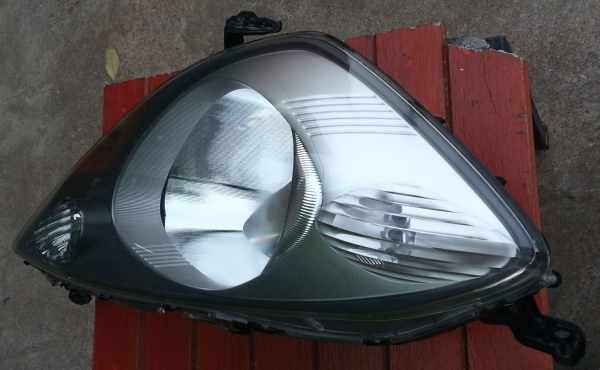 ไฟหน้า HONDA Jazz