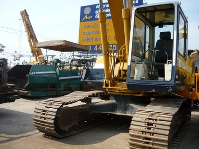 รถขุดบูมยาว Komatsu PC200-3 รถเก่านอก พร้อมใช้งาน เอกครบ จัดไฟแนนท์ได้