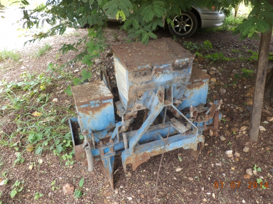 ขายด่วน รถไถIZAKI 16 HP พร้อมอุปกรณ์2รายการ เครื่องหยอดข้าวโพด เทลเลอร์ ขายด่วน รถไถIZAKI 16 HP พร้อมอุปกรณ์2รายการ เครื่องหยอดข้าวโพด เทลเลอร์