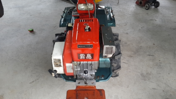 รถพรวนดิน