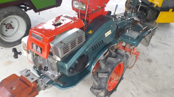 รถพรวนดิน