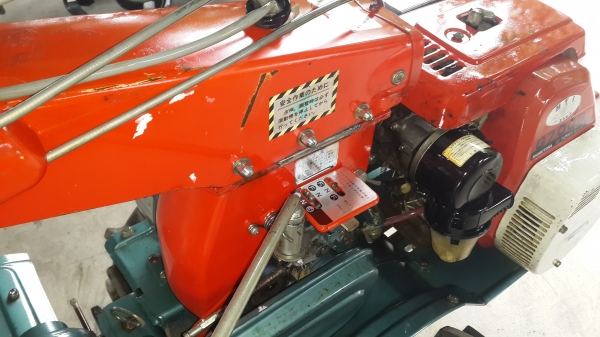 รถพรวนดิน