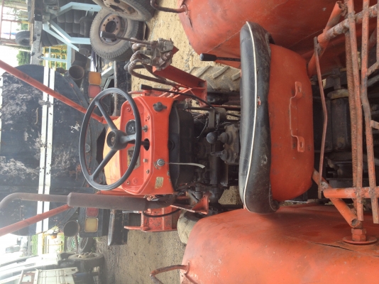 ขายรถไถ KUBOTA35แรง พร้อมใช้ครับ