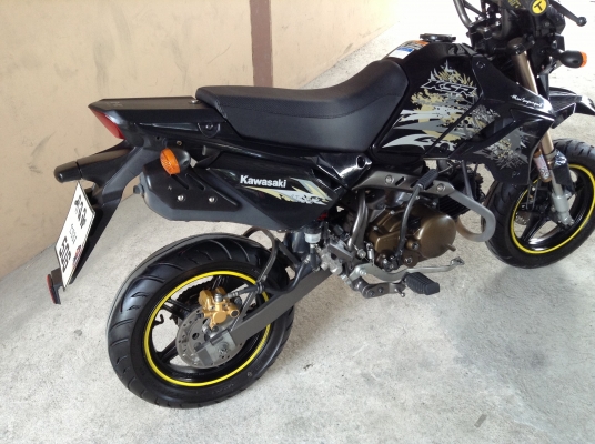 ขาย!!! KSRตัวใหม่ สภาพสวยใช้น้อย ล้อแม็ก ปี55 รถเครื่องดีคับ ทะเบียนครบ ภาษี57