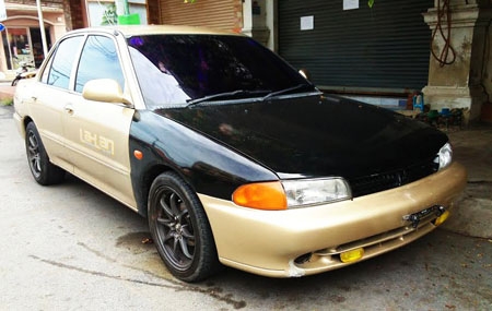 MITSUBISHI e-car ปี 95 เครื่อง 4g15 หัวฉีด ติดแก๊ส lpg ใช้ได้ 2 ระบบ เกียร์ธรรมดา เครื่องดี เกียร์เข้านิ่มทุกเกียร์ไม่หลุด แอร์เย็นฉ่ำ เพลงเพราะ ภายในเรียบร้อย กระจกไฟฟ้า เซ็นทรัลล็อค ค้ำเสา C แม็กซ์ 16 สปอร์ตไลท์เหลือง ท่อ NITTO