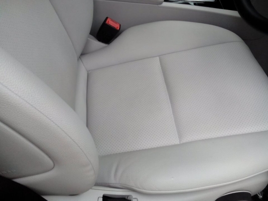 ขาย BENZ C 200 เบนซิล จดทะเบียนปี 2014 เจ้าของขายเอง ป้ายเเดง 10 เดือน