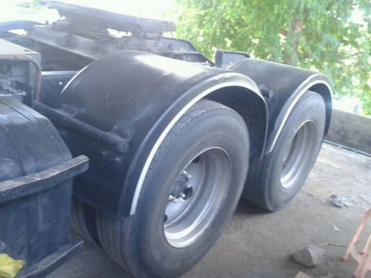 รถมิตซู 10 หัวลาก 380 แรงม้า. ปี 53.  /  หาง ซิมิดั้ม  / หาโรเบส.  ( ขาย 3 รายการ. )   สนใจติดต่อ  081 - 6079515