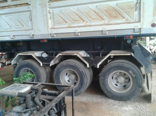 รถมิตซู 10 หัวลาก 380 แรงม้า. ปี 53.  /  หาง ซิมิดั้ม  / หาโรเบส.  ( ขาย 3 รายการ. )   สนใจติดต่อ  081 - 6079515