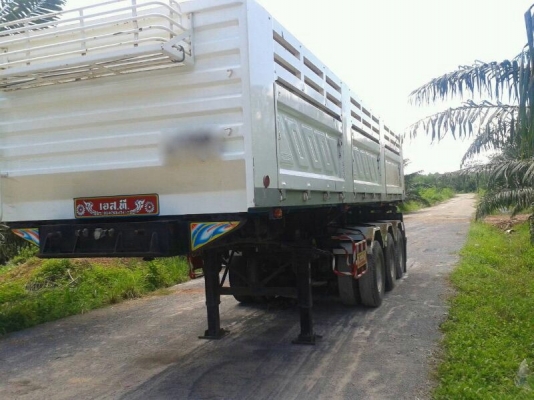 รถมิตซู 10 หัวลาก 380 แรงม้า. ปี 53.  /  หาง ซิมิดั้ม  / หาโรเบส.  ( ขาย 3 รายการ. )   สนใจติดต่อ  081 - 6079515