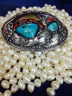 ขออนุญาตขายหัวเข็มขัดเล็บหมี โทร 0830682072