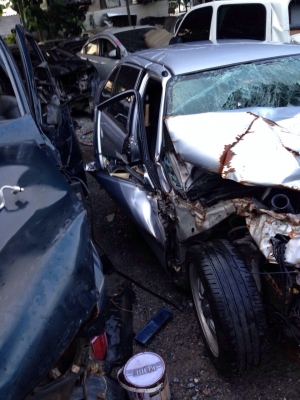 ซากซิดตี้เครื่อง1500 เกียรออโต้ สีเทาโอนลอย ปี2000 ซากซิดตี้เครื่อง1500 เกียรออโต้ สีเทาโอนลอย ปี2000