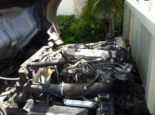 รถอีซูซุ 6 ล้อ บรรทุกน้ำ 150 แรงม้า. ปี 57 ( รถวิ่ง 1,5xx กม. ) สนใจติดต่อ 081 - 6079515 รถอีซูซุ 6 ล้อ บรรทุกน้ำ 150 แรงม้า. ปี 57 ( รถวิ่ง 1,5xx กม. ) สนใจติดต่อ 081 - 6079515