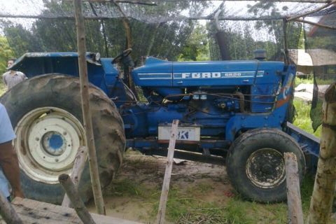 ขายรถไถฟอร์ด รุ่น 6600 T5 สวยๆคับ ขายรถไถฟอร์ด รุ่น 6600 T5 สวยๆคับ