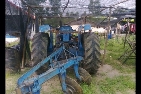 ขายรถไถฟอร์ด รุ่น 6600 T5 สวยๆคับ ขายรถไถฟอร์ด รุ่น 6600 T5 สวยๆคับ