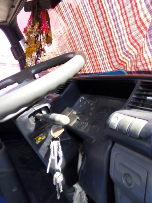 ISUZU NQR 5.5 เมตร ตู้ 10 บาน มือเดียว ไม่เคยชน