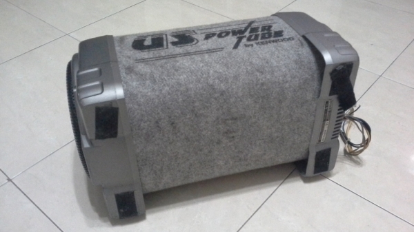 Subwoofer Kemwood แบบตู้หลอด ดอกซับ 8" มีแอมป์ในตัว