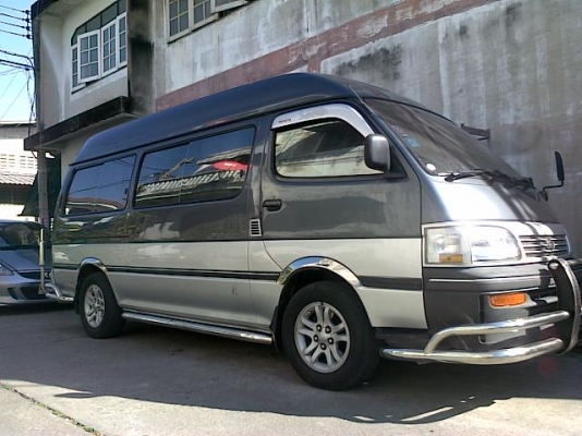 ขายรถตู้ commuter หัวจรวดหลังคาสูง รถบ้านพร้อมใช้