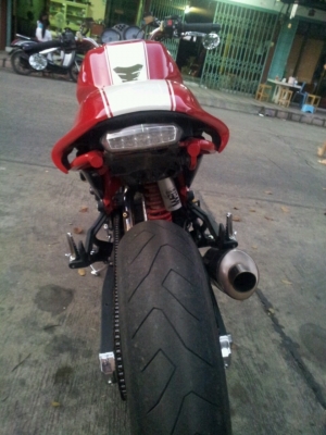 ธารนนทบุรี//ขาย ducati s4  ปี2002 สภาพเทพค่ะ ราคา185,000บาท (อินวอยท์+สพม)