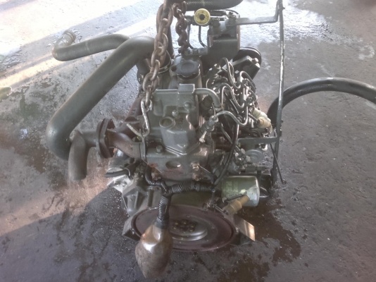 ขายเครื่องรถไถ 3 สูบเก่าญี่ปุ่นยี่ห้อ shibaura รุ่น S753 ขนาด 20แรงม้าสภาพสวย