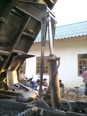 มัดจำแล้ว100000บาทขายดั้มเกษตรฮีโน่เครื่องใหญ่เกียร์ใหญ่ 145แรงม้าสวยมากพร้อมใช้ สนใจต่อรองได้ครับ