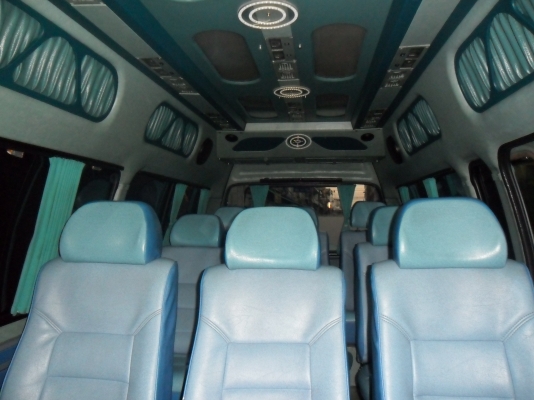 ขายรถตู้หัวจรวจ commuter หลังคาสูง ปี 2004 พร้อมใช้