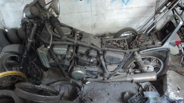 ขาย Honda magna 750cc.