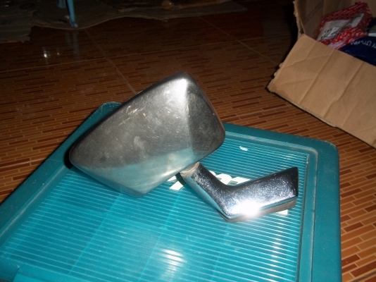 ขายกระจกมองข้างเบนซ์W108 ตามสภาพ