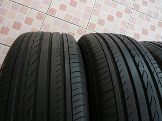 ขายยาง YOKOHAMA dB 215-60-16 ปี1111 (1ชุด) ขายยาง YOKOHAMA dB 215-60-16 ปี1111 (1ชุด)