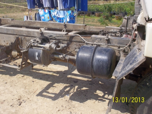 ขาย6ล้อ หัวลากคัชซีHINO  KM777 เครื่่องWO4D  117แรงม้า