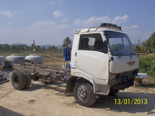 ขาย6ล้อ หัวลากคัชซีHINO  KM777 เครื่่องWO4D  117แรงม้า