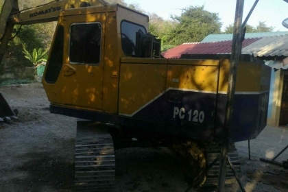 KOMATSU PC 100-2 เครื่องปั้มเดิม พร้อมหัวคีบดอกบัว+ปุ้งกี๋