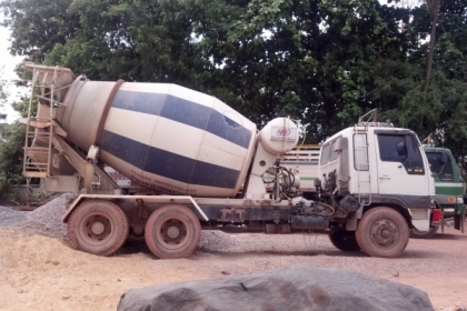 เจ้าของฝากขาย Hino 10 ล้อ 2 เพลา ติดโม่ โทร 088-4501277