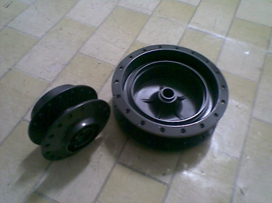 ขายดุมหน้า-หลัง Yamaha มีโอ พีโน แท้ 1 คู่