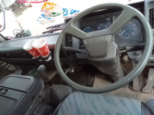 ขายรถฮีโน่FD 6ล้อดั้มเครื่อง195แรงม้า เสี่ยมืด จ.สุรินร์มารับไปแล้วคับ