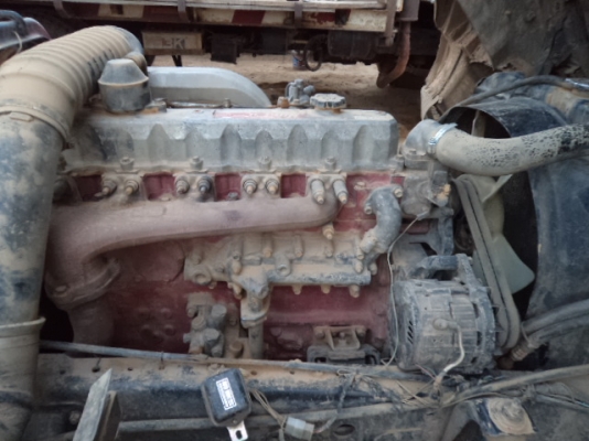 ขายรถฮีโน่FD 6ล้อดั้มเครื่อง195แรงม้า เสี่ยมืด จ.สุรินร์มารับไปแล้วคับ