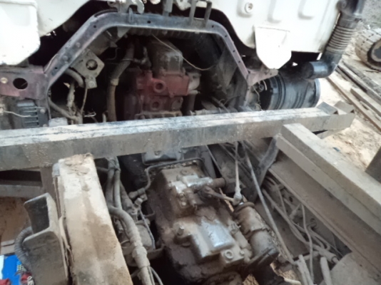 ขายรถฮีโน่FD 6ล้อดั้มเครื่อง195แรงม้า เสี่ยมืด จ.สุรินร์มารับไปแล้วคับ