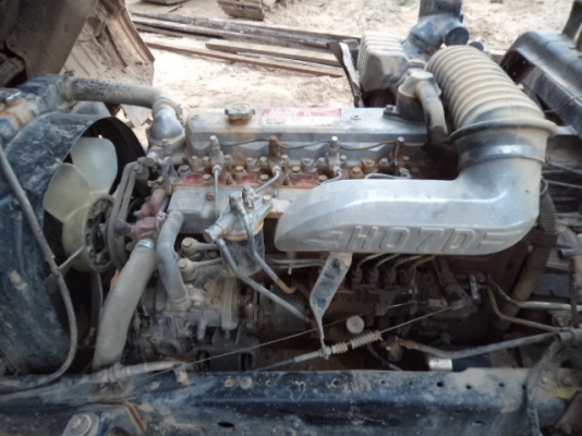 ขายรถฮีโน่FD 6ล้อดั้มเครื่อง195แรงม้า เสี่ยมืด จ.สุรินร์มารับไปแล้วคับ