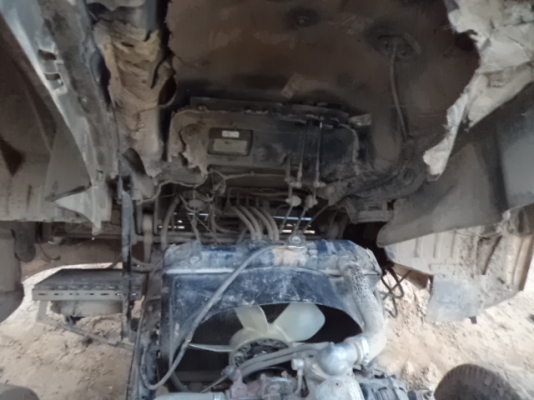 ขายรถฮีโน่FD 6ล้อดั้มเครื่อง195แรงม้า เสี่ยมืด จ.สุรินร์มารับไปแล้วคับ