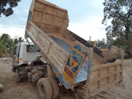 ขายรถฮีโน่FD 6ล้อดั้มเครื่อง195แรงม้า เสี่ยมืด จ.สุรินร์มารับไปแล้วคับ