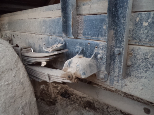 ขายรถฮีโน่FD 6ล้อดั้มเครื่อง195แรงม้า เสี่ยมืด จ.สุรินร์มารับไปแล้วคับ