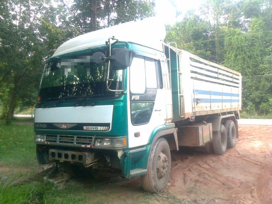 HINO  PROFIA  320  แรงม้า ไม่มีเล่มทะบียนค่ะ
