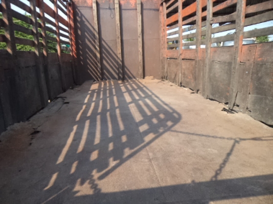 ขายรถอีซูซุร็อก10ล้อ 175แรง เบรกทิฟฟี่ เพาเวอร์ ขายไปสุรินทร์แล้วคับ