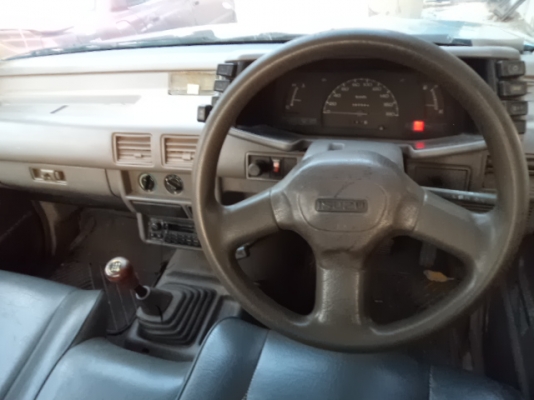 ขายรถกะบะอีซูซุตอนเดียวปี38 สภาพดีพร้อมใช้คับ