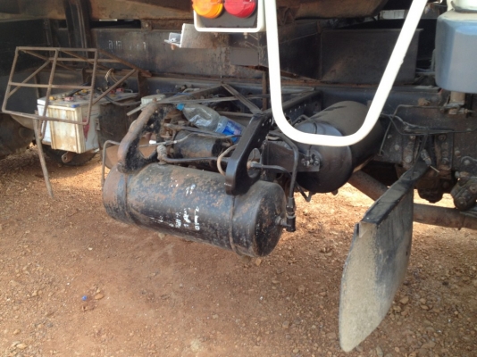 MITSUBICHI FN527S  220 Turbo TF xxxx ดั้มพ์ รถเดิมใช้น้อย เก็บสีใหม่เรียบร้อย ยางดี เครื่องเกียร์เงียบสนท พร้อมใช้งาน ลพบุรี / 0864085619