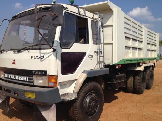 MITSUBICHI FN527S  220 Turbo TF xxxx ดั้มพ์ รถเดิมใช้น้อย เก็บสีใหม่เรียบร้อย ยางดี เครื่องเกียร์เงียบสนท พร้อมใช้งาน ลพบุรี / 0864085619