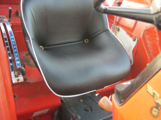 ขายด่วนรถไถนาคูโบต้า L 3202 DT 4WD 4X4 เพาเวอร์สวยๆ เดิมๆ พร้อมอุปกรณ์ผานหลังสวยๆ รถอยู่นครสวรรค์ครับ