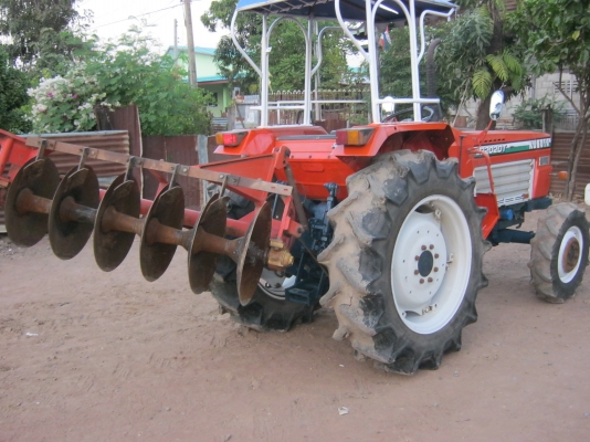 ขายด่วนรถไถนาคูโบต้า L 3202 DT 4WD 4X4 เพาเวอร์สวยๆ เดิมๆ พร้อมอุปกรณ์ผานหลังสวยๆ รถอยู่นครสวรรค์ครับ