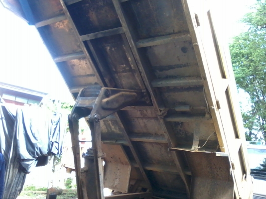 ขาย Hino FC 144 สนใจติดต่อ อภิรักษ์ 089-4332135