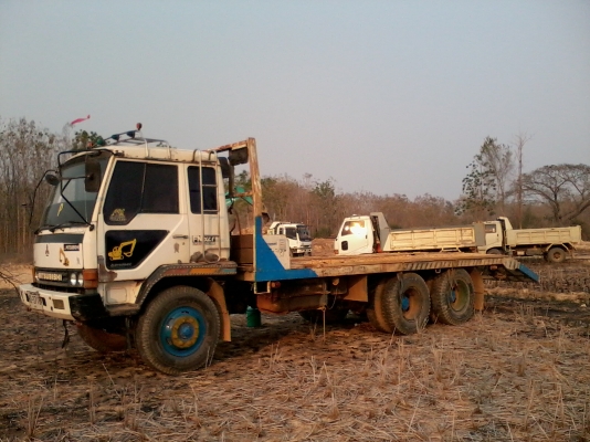 ทีมงานละอ่อนลื้อ ขาย และให้เช่า  รถดั้ม แบคโฮ รถไถ